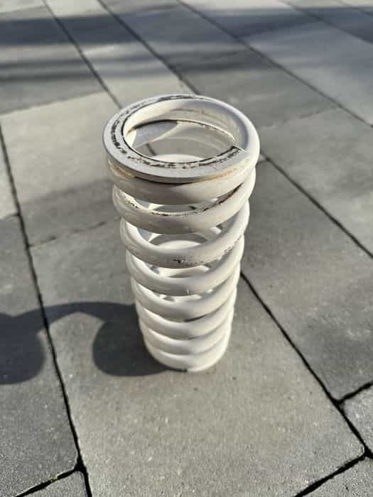 Ktm Exc/Sx/Excf/Sxf Husaberg Te/Fe Husqvarna Te/Tc/Fe/Fc sprezyna