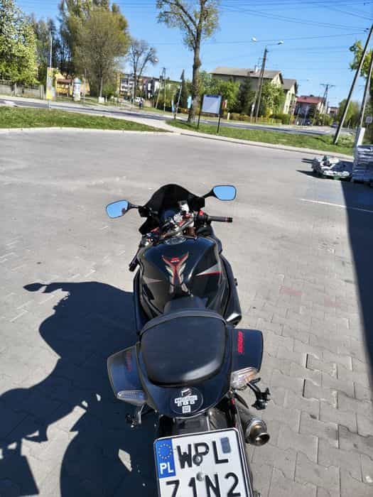Suzuki GSX-R 1000 k6 niski przebieg dużo dodatków