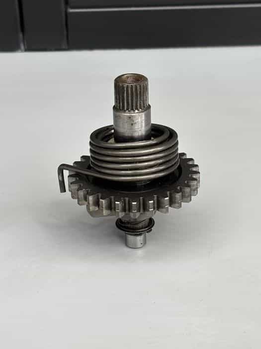 Wałek Kopnika Kopka Kick Starter Rozrusznik KAWASAKI KX250 R 99-02