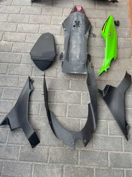Kawasaki ninja 400 owiewki reflektor lampa tył