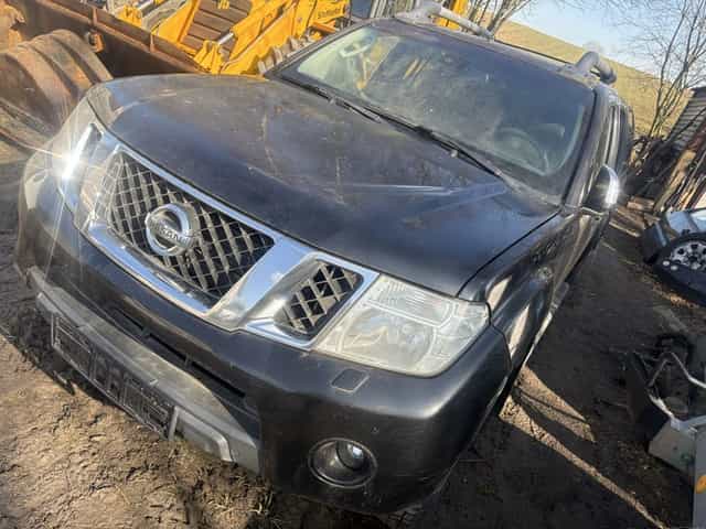 Silnik Nissan Navara d40 2.5 caly kompletny