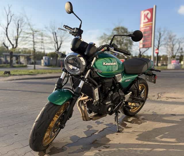 Kawasaki z650rs 2022