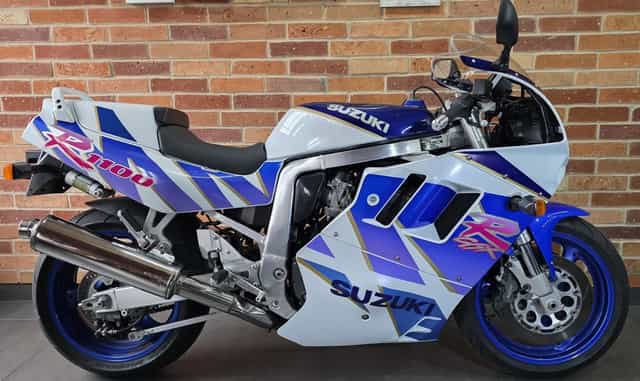 Suzuki GSX-R 1100 z Niemiec bardzo zadbany kolekcjonerski