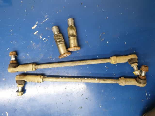 Drążek kierowniczy honda trx 420 rancher 2014