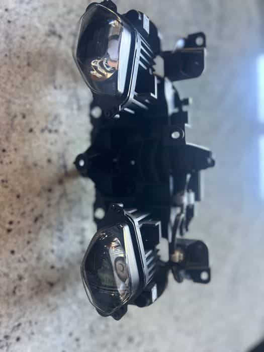 Yamaha MT-10 lampa reflektor przód