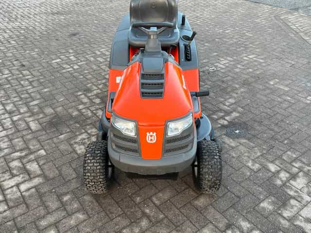 Husqvarna - używany traktorek ogrodowy model CTH 174