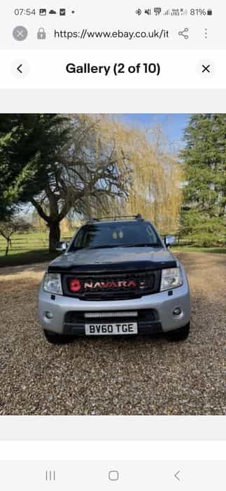 Nissan Navara 2010 rok maska zderzak