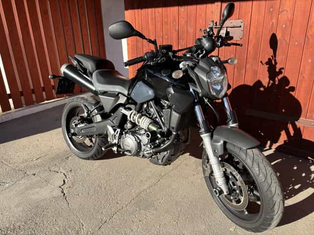 Yamaha MT-03 660 cm³