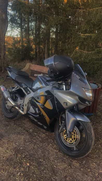 Kawasaki ZX600 zx6r