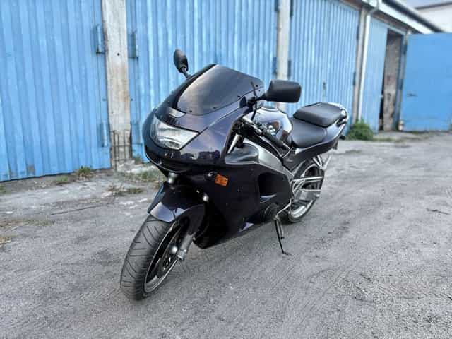 Kawasaki Ninja 600 | 1997 | 12 000 km | Stan bardzo dobry