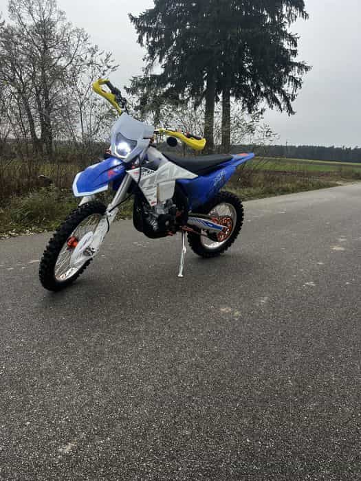 Cross Asix xr 99 300cc