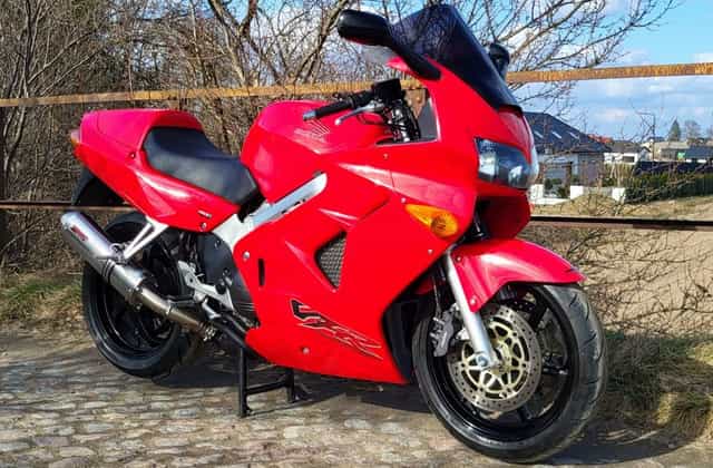 Honda VFR 800 FI ! 1998 ! Stan BDB ! Przygotowana do sezonu ! Niemcy !