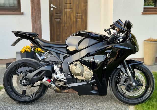 Honda CBR 1000rr Fireblade SC59 Zadbany!