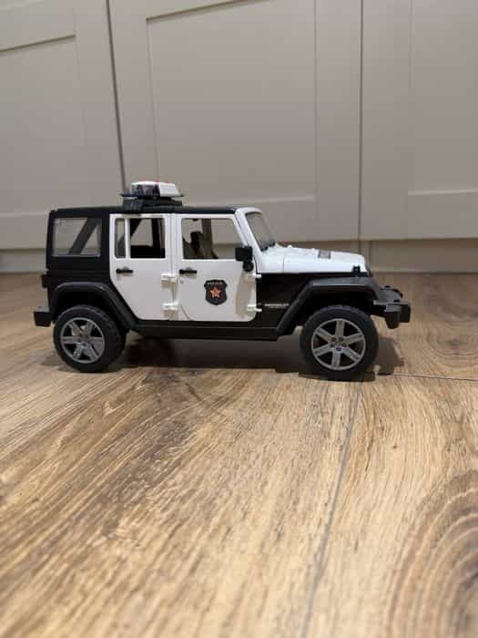 Jeep Wrangler Unlimited Rubicon BRUDER
