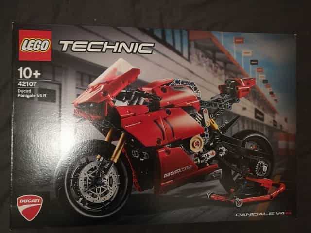 LEGO 42107 Technic Ducati Panigale V4 motor prezent święta klocki HIT