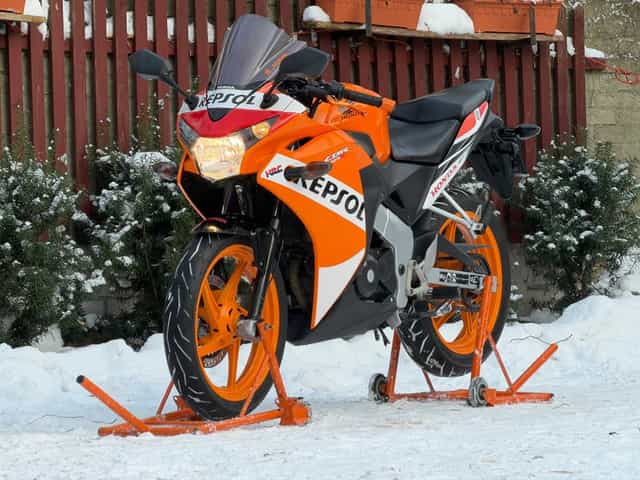Honda CBR 125R JC50 – Repsol | Salon PL | Zadbana
