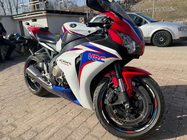 Honda cbr 1000 rr sc 59