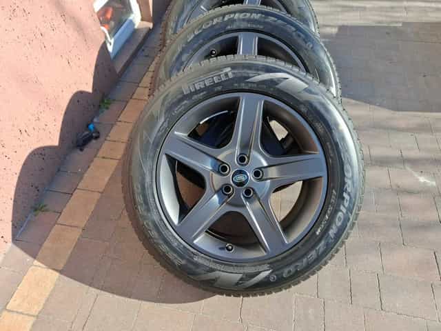 Nowe oryginalne felgi 20" do Land Rover Defender L663