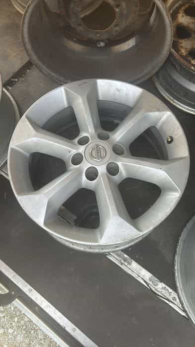 nissan navara d40 pathfinder r51 felga aluminiowa 17 cali