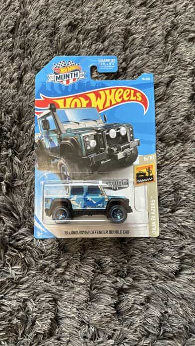 Hot Wheels 15 Land Rover Defender Double Cab Zamac USA Exclusive Baja Blazers Mud Studs Off r...