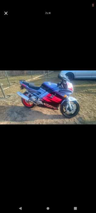 Motocykl Honda CBR 600 f3