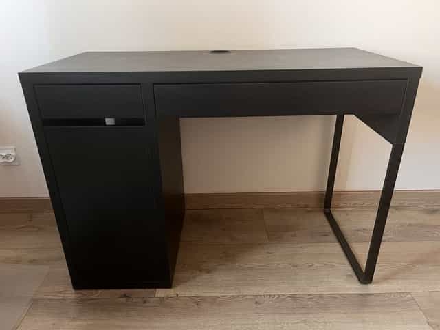 Sprzedam biurko z Ikea