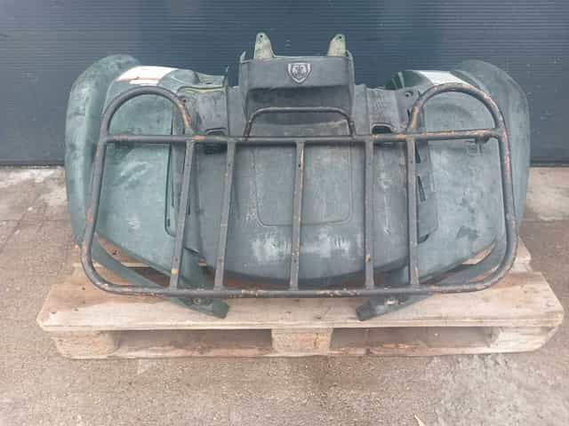 yamaha grizzly 660 plastik przód bagażnik maska owiewka