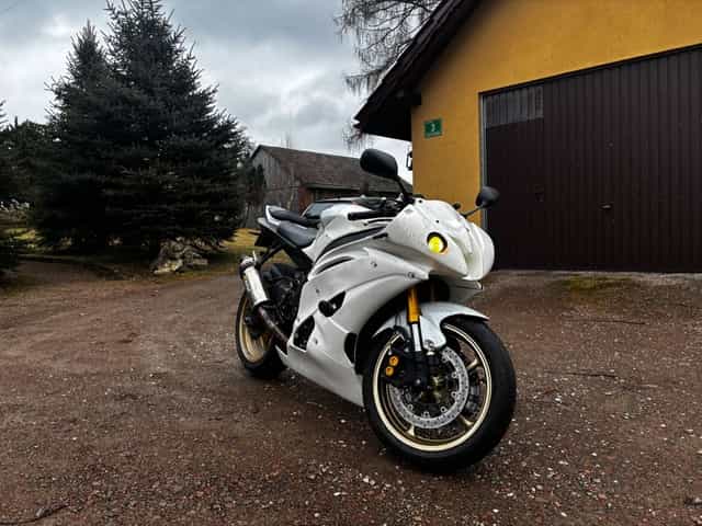 Motocykl Yamaha R6 Rj15 2014