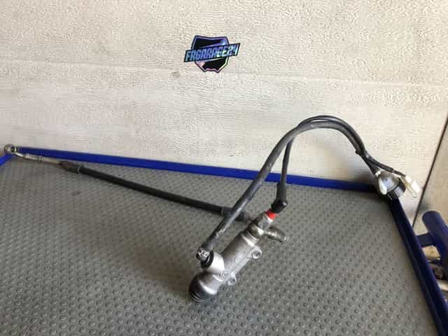 Pompa  hamulcowa z przewodem czujnikiem beta rr 50 125 rieju sherco