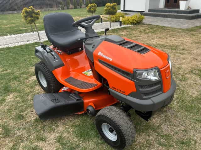 Jak nowa kosiarka Husqvarna