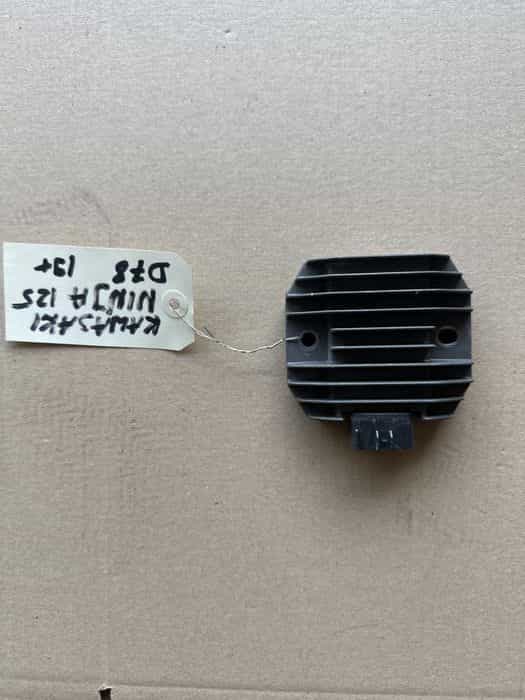 Regulator napięcia Kawasaki Ninja 125