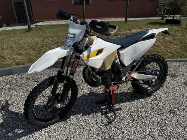 Husqvarna TE 300  Rej. 2016 (Prod. 2014) | Tylko 7 mth od serwisu za 5800 zł!