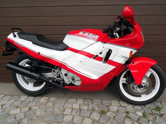 Honda CBR 600 F1 Kolekcjonerski
