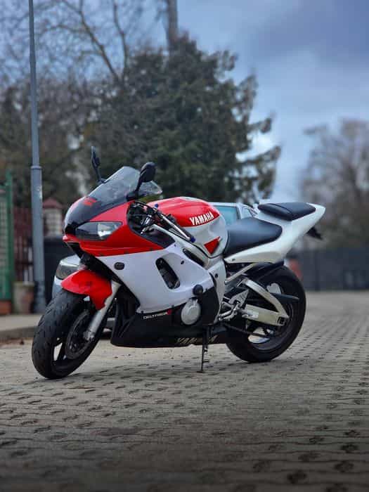 Yamaha R6 RJ03 600cc ścigacz sport