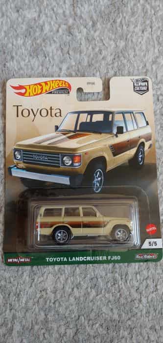 Hot Wheels Toyota Land Cruiser 1:64