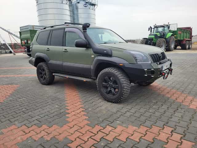 Toyota Land Cruiser 120