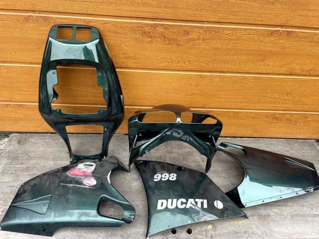 DUCATI 998 OWIEWKI czasza bok zadupek ogon 748 oryginał