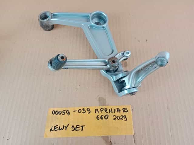 Aprilia RS 660 Lewy Set Kierowcy Podnóżek Przód Przedni Dźwignia 20-25