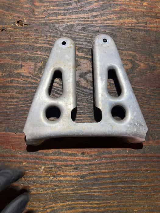 Wspornik przedni bumper zderzak BRP can am can-am renegade outlander