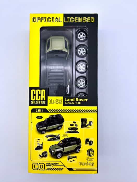 Land Rover Defender 110 model w skali 1:43 firmy CCA Models