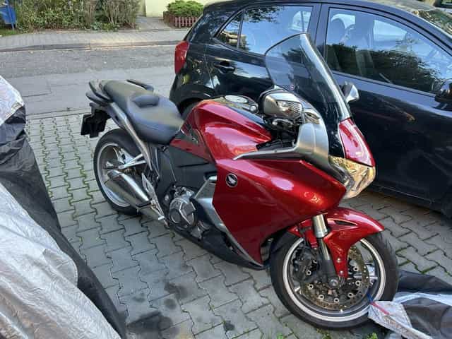 Honda VFR 1200F 1200 Automat Navi Półka Prywatny Zarejestrowany