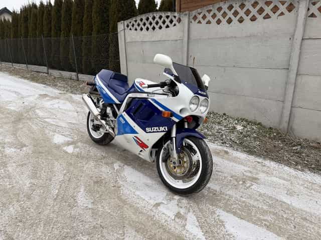 Suzuki GSX-R 1100 Slingshot 1989r moc 143 KM Gotowy do jazdy