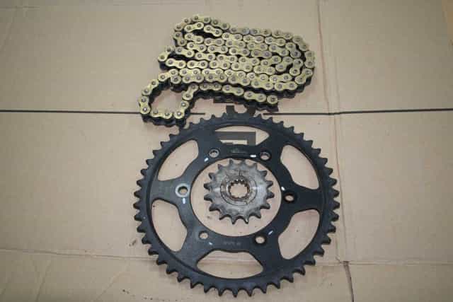 Napęd Łańcuch DID 530 VX3 Zębatki 16-48 Yamaha R6 5SL RJ05 RJ09 03-05