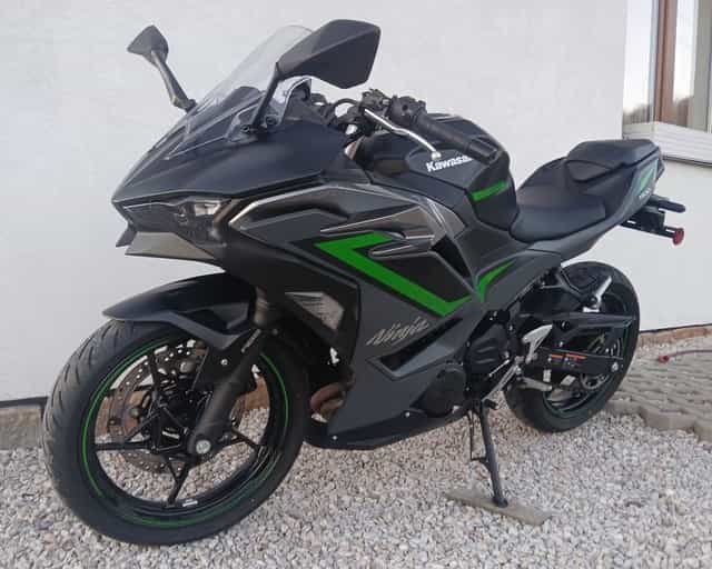 Kawasaki Ninja  500 A2 35kw 24r tylko 6tys km stan bdb  650  (cbr gsx