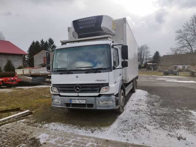 Mercedes atego 1318 chlodnia winda