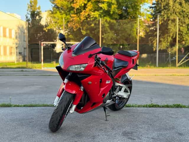 Honda CBR600RR KatA
