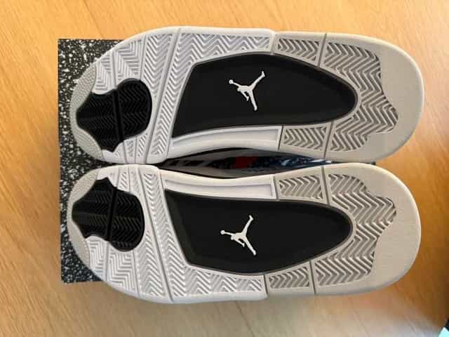 Buty sportowe Jordan_4_Retro_Military_black R.41