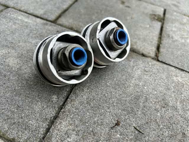 Korki/nakrętki lag Honda Cbr