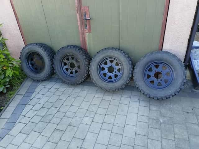 Koła terenowe do Suzuki Samurai /SSprzedam komplet kół terenowych dedykowanych do Suzuki Samu...