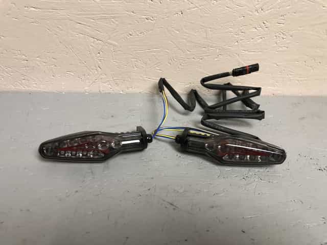 Bmw R1250 GS R RT RS Kierunkowskazy Kierunki Led Tył Tylne 4 Pin Lampy